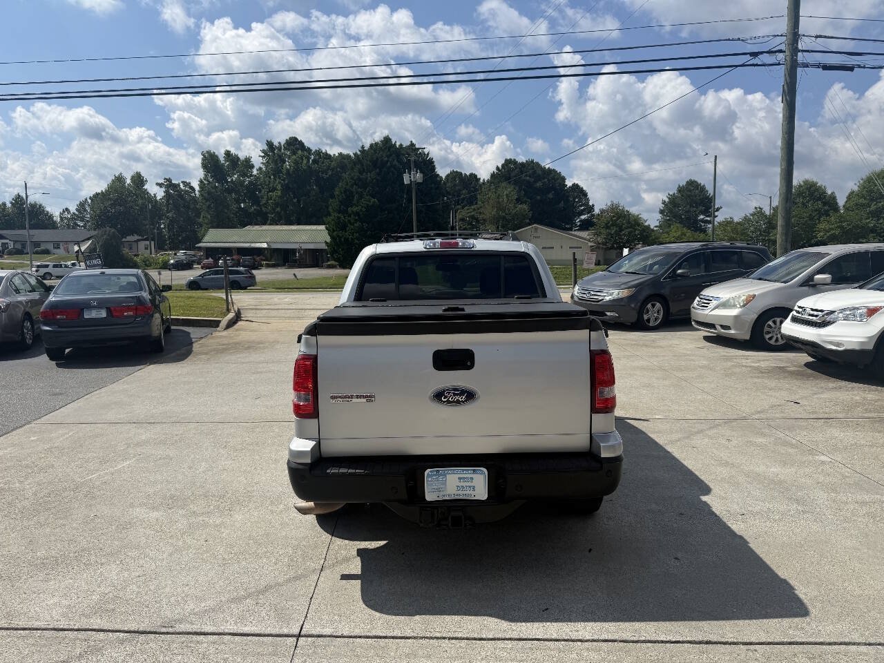 Used 2010 Ford Explorer Sport Trac XLT RWD image 6