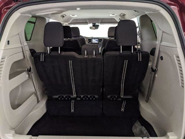 Used 2023 Chrysler Voyager LX image 20