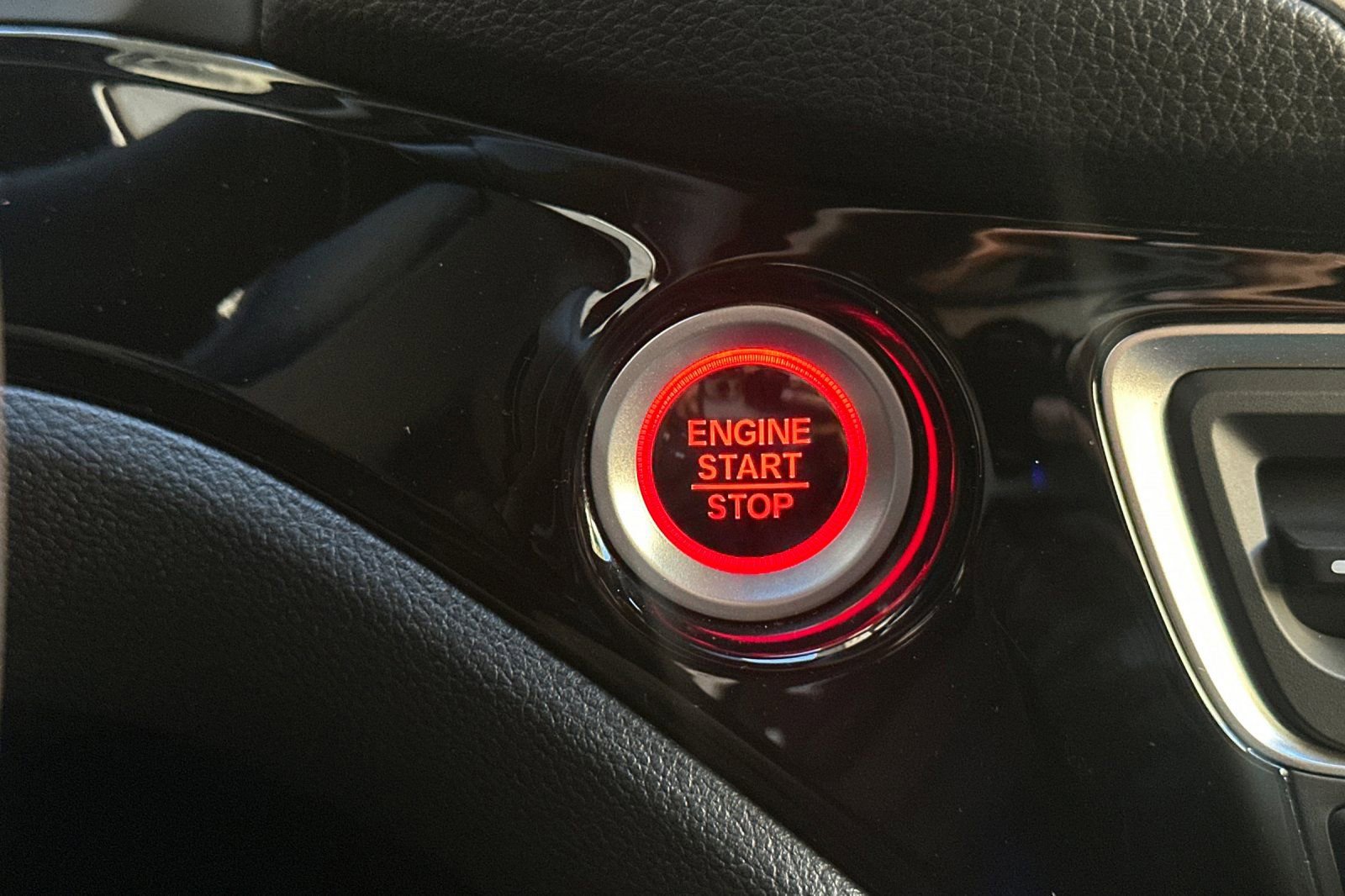 Used 2025 Honda Passport Black Edition image 22