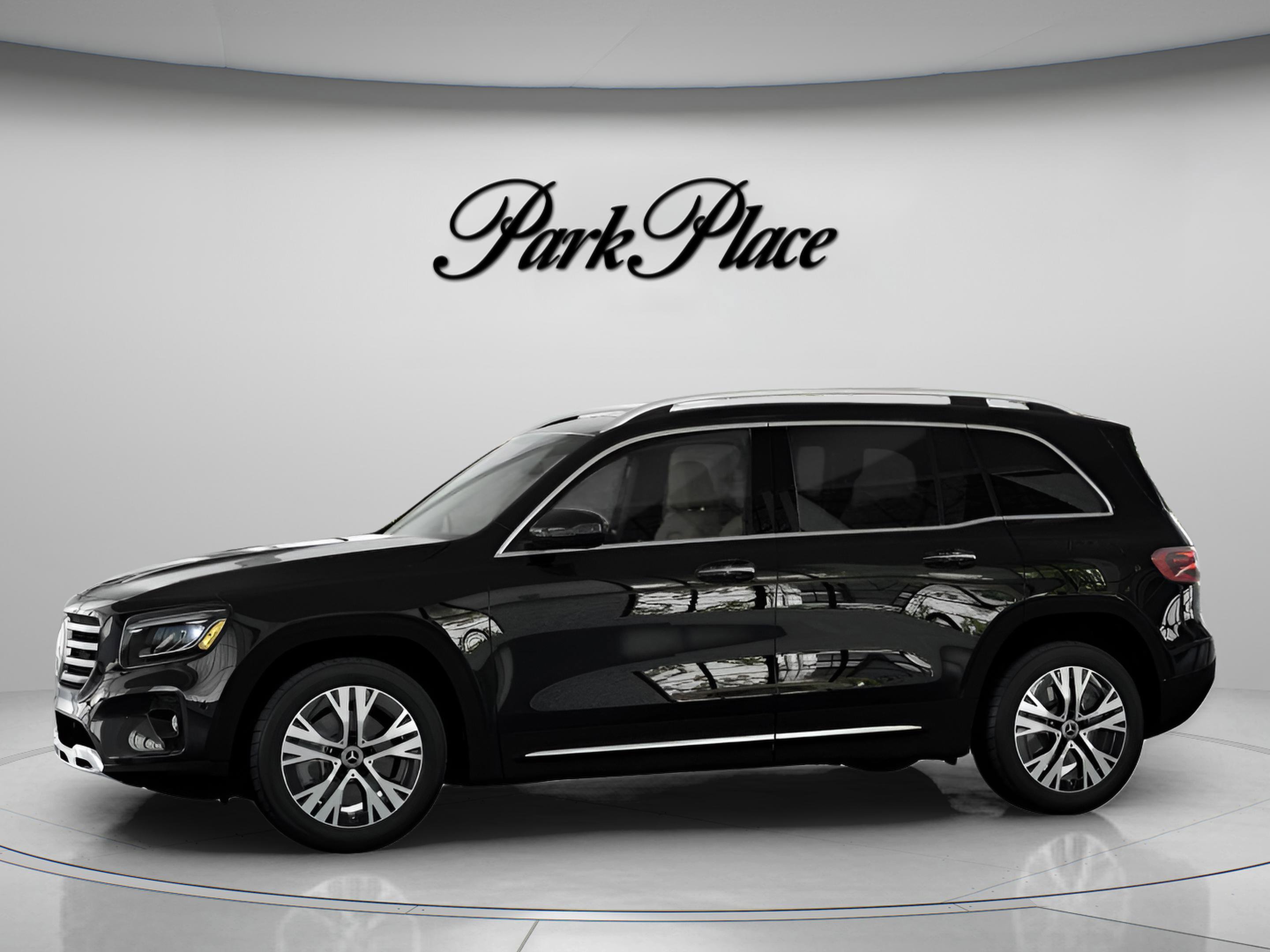 Used 2026 Mercedes-Benz GLB 250 image 4
