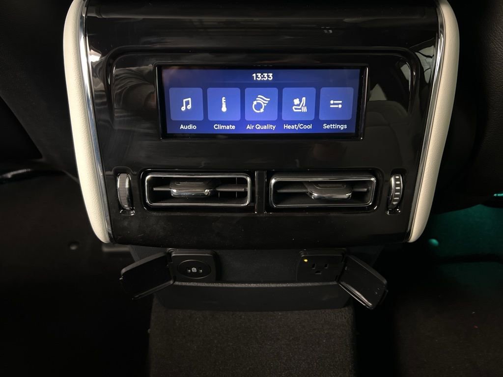 New 2026 Lincoln Aviator Black Label w/ Black Label Special Edition image 36