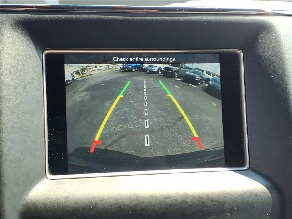 Used 2021 Jeep Grand Cherokee Laredo RWD image 6