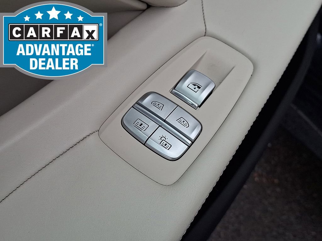 Used 2016 BMW 750i xDrive image 14