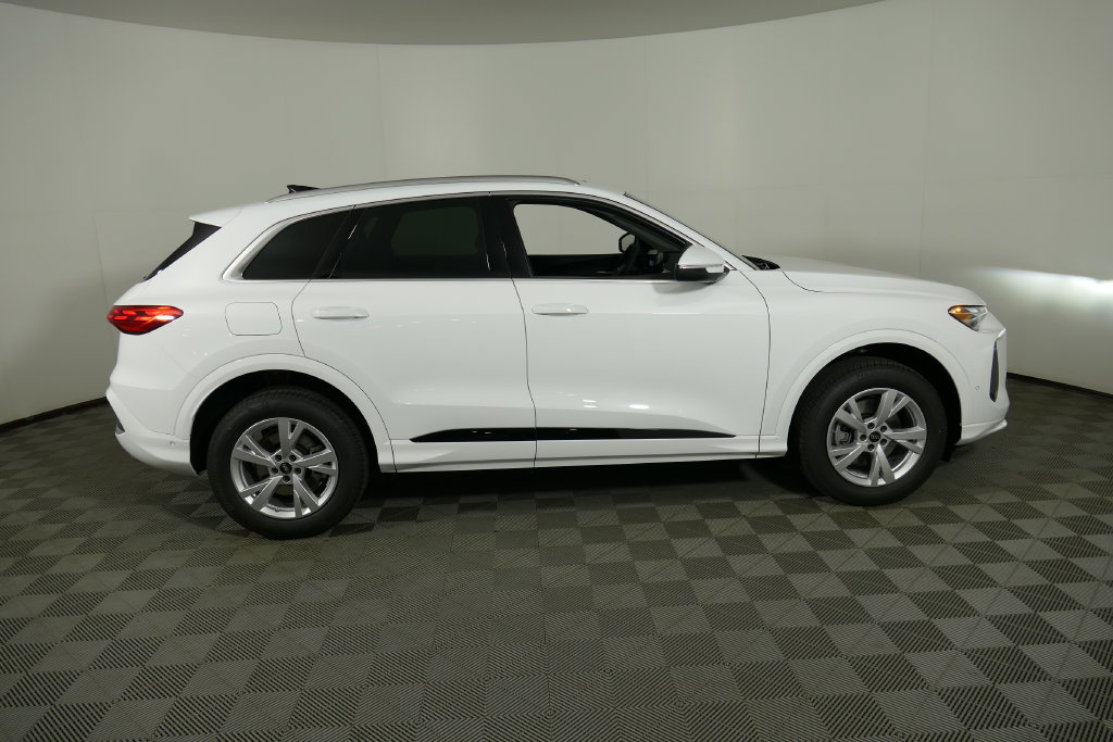 New 2026 Audi Q5 Premium AWD/4WD image 2