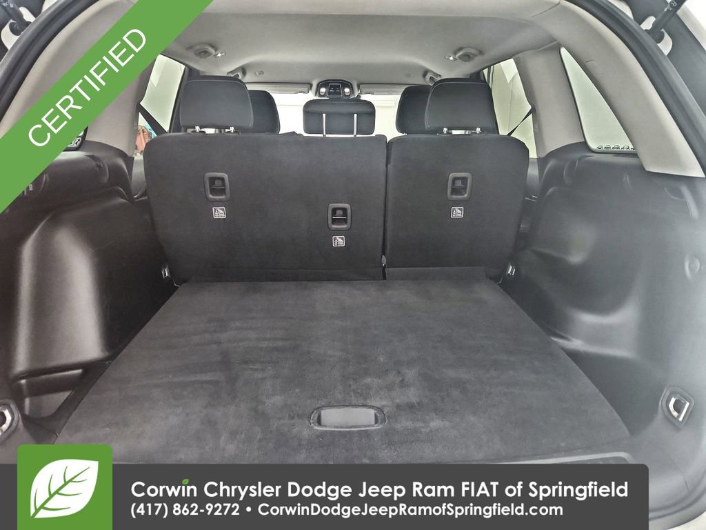 Certified 2023 Jeep Grand Cherokee Laredo image 31