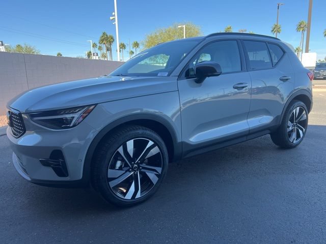New 2026 Volvo XC40 B5 Ultra w/ Climate Package AWD/4WD image 8