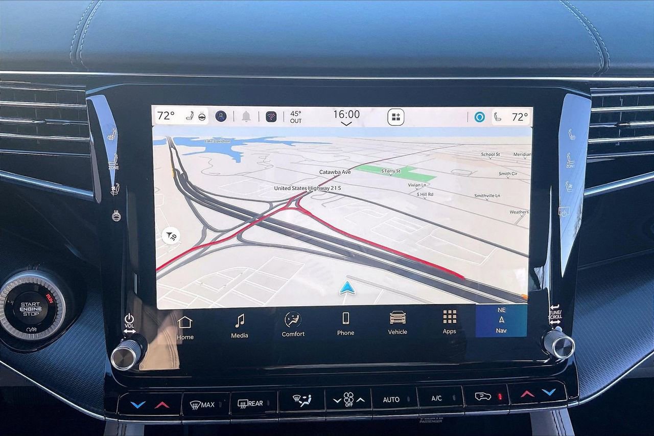 New 2026 Jeep Grand Wagoneer L Summit w/ Premium Group III image 14