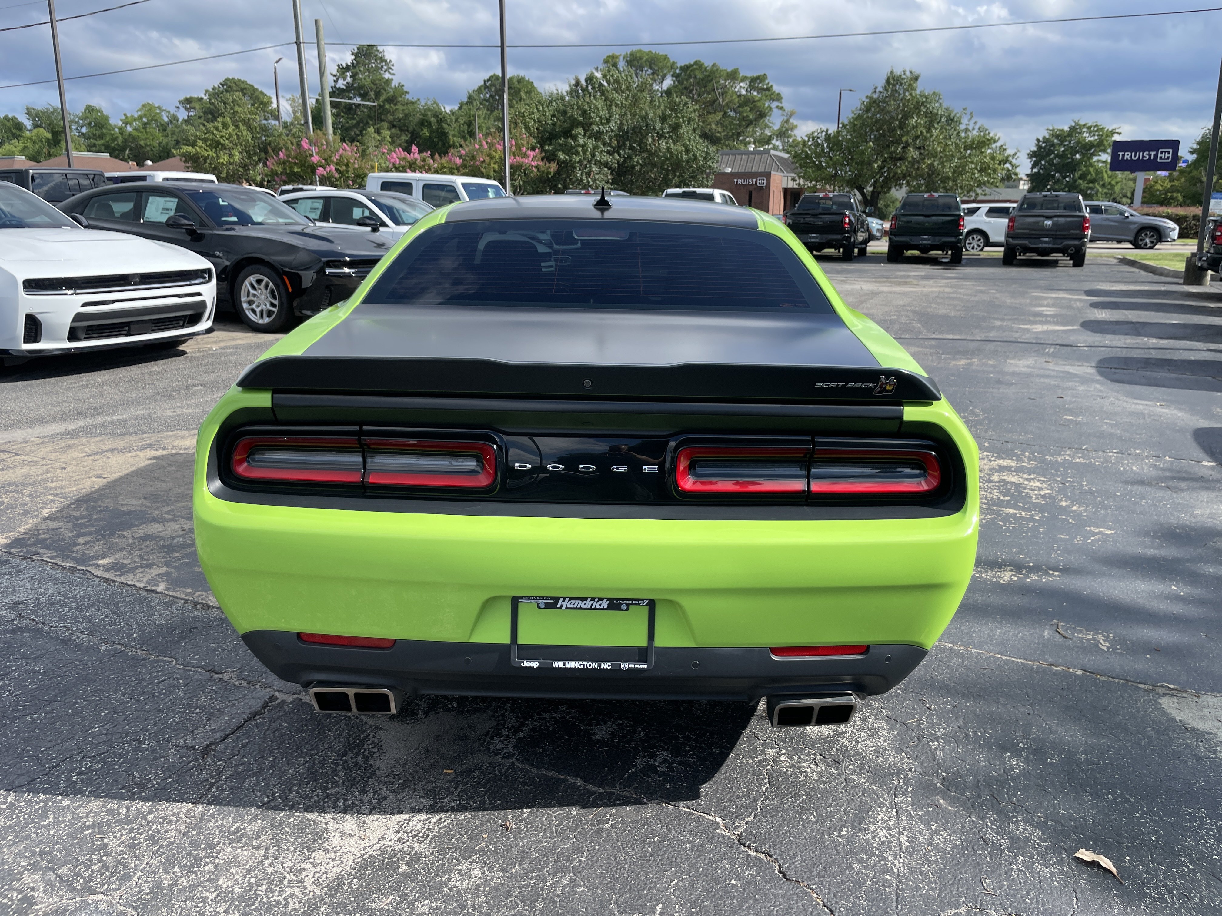 Used 2019 Dodge Challenger R/T Scat Pack RWD image 8
