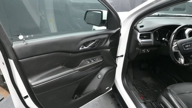 Used 2018 GMC Acadia SLT FWD image 18