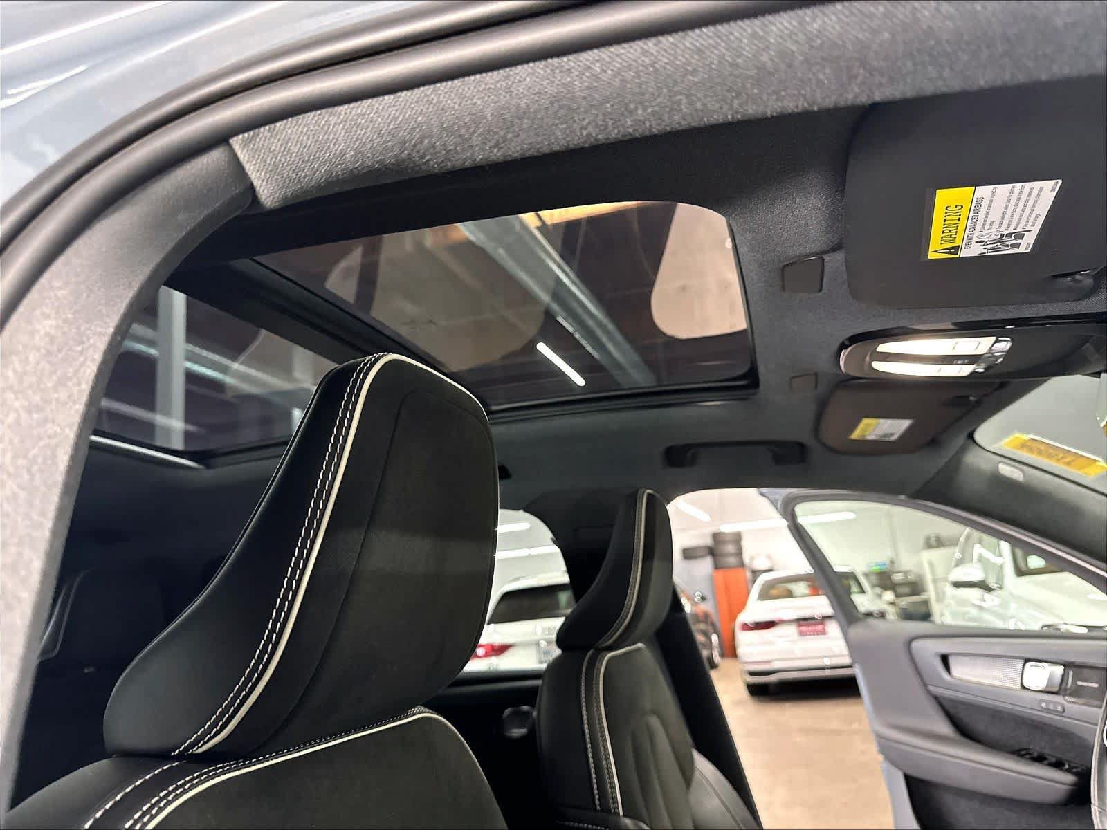 Used 2021 Volvo XC40 P8 Recharge w/ Advanced Package AWD/4WD image 24