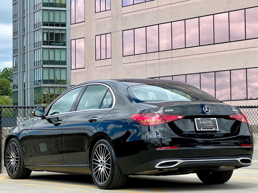 Certified 2022 Mercedes-Benz C 300 4MATIC Sedan image 5