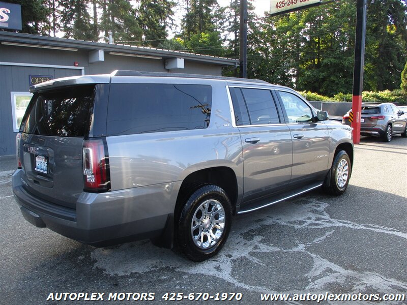 Used 2019 GMC Yukon XL SLT image 3