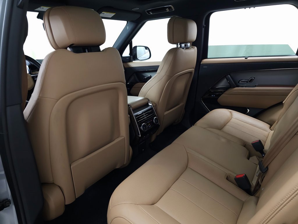 Certified 2024 Land Rover Range Rover Sport SE image 43