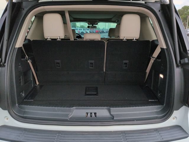 Used 2023 Ford Expedition Platinum AWD/4WD image 13