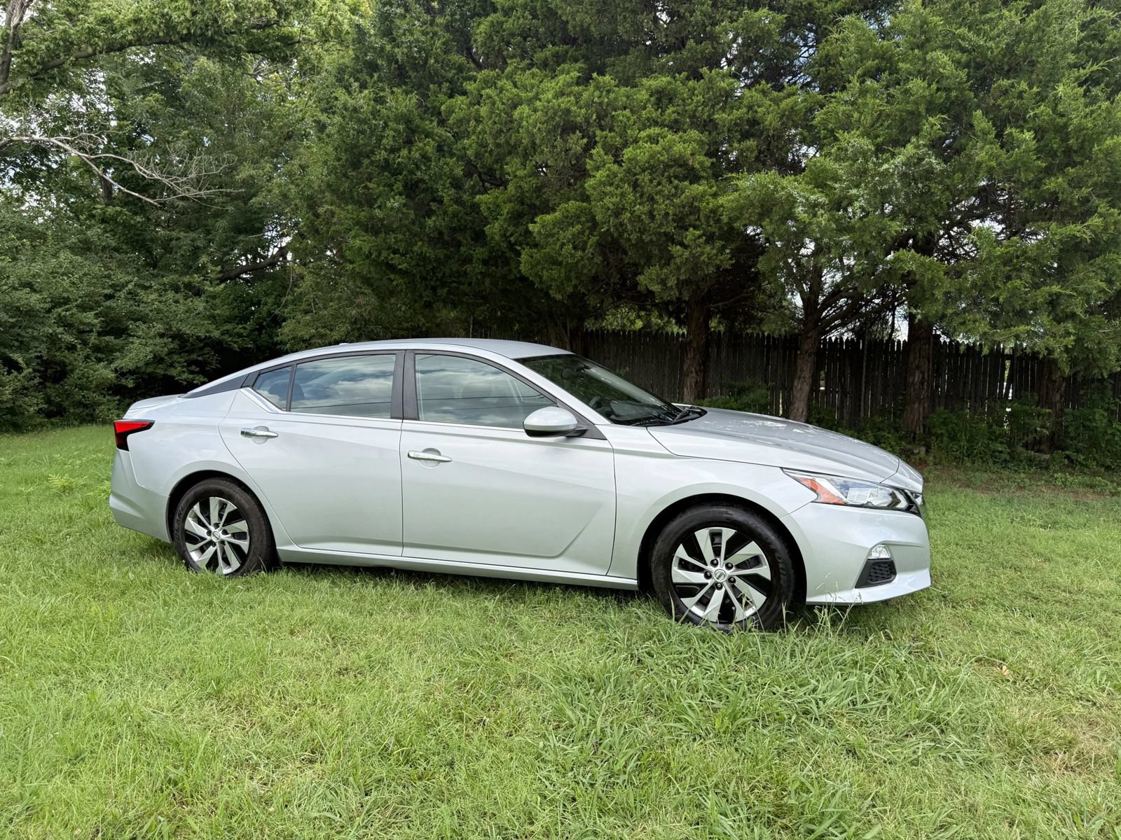 Used 2020 Nissan Altima 2.5 S FWD image 5