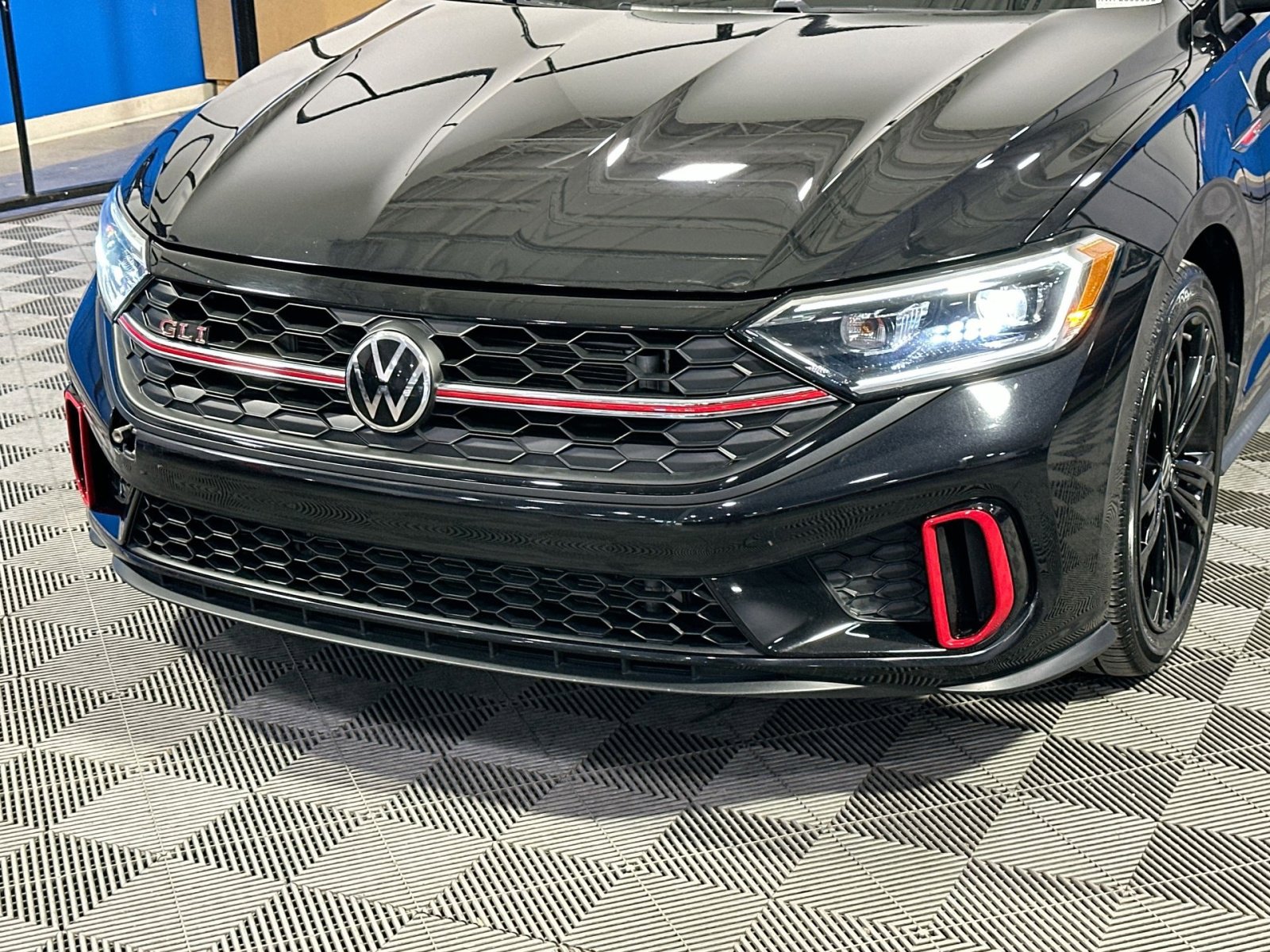 Used 2022 Volkswagen Jetta GLI Autobahn image 39