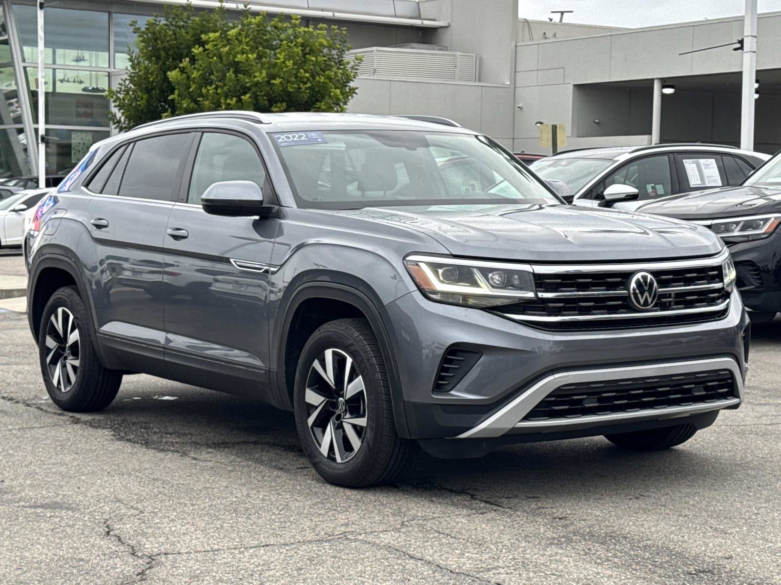 Certified 2022 Volkswagen Atlas Cross Sport SE image 7