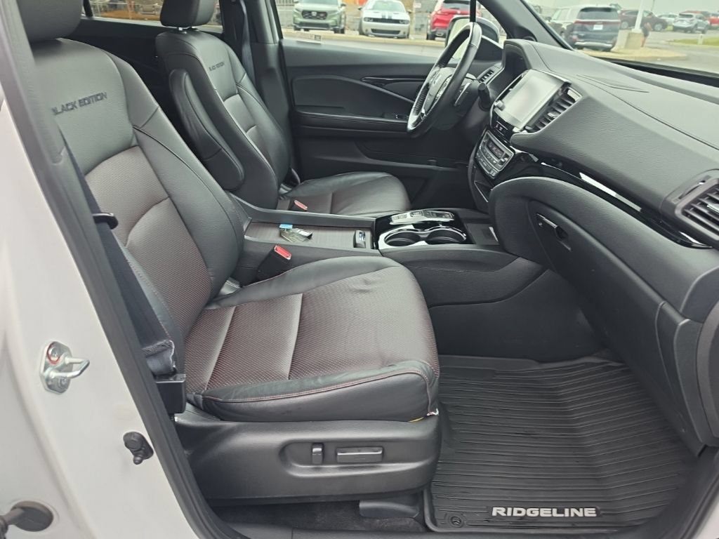 Used 2023 Honda Ridgeline Black Edition image 31