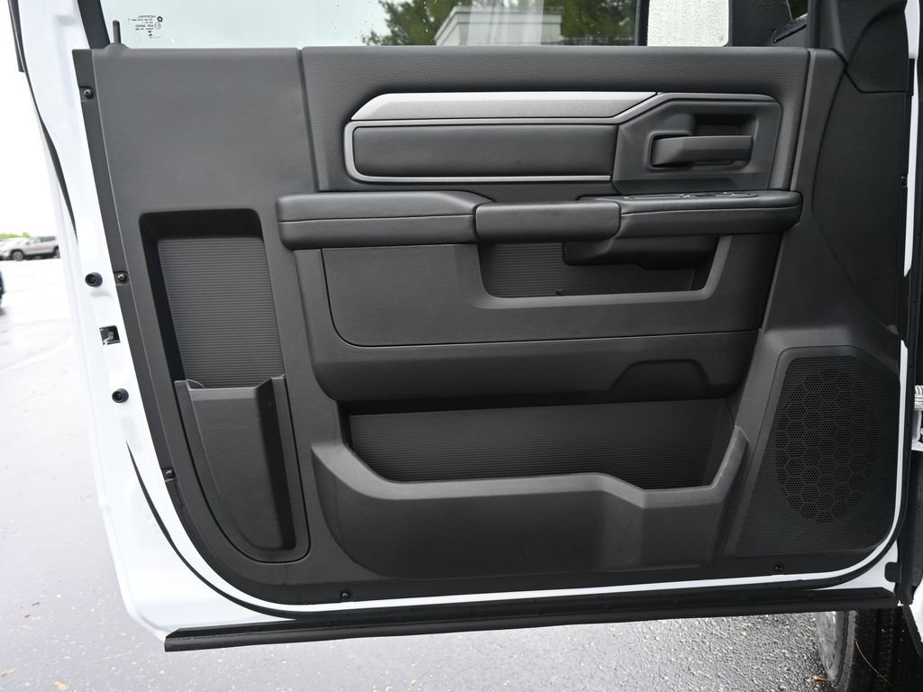 New 2025 RAM 3500 Tradesman image 21