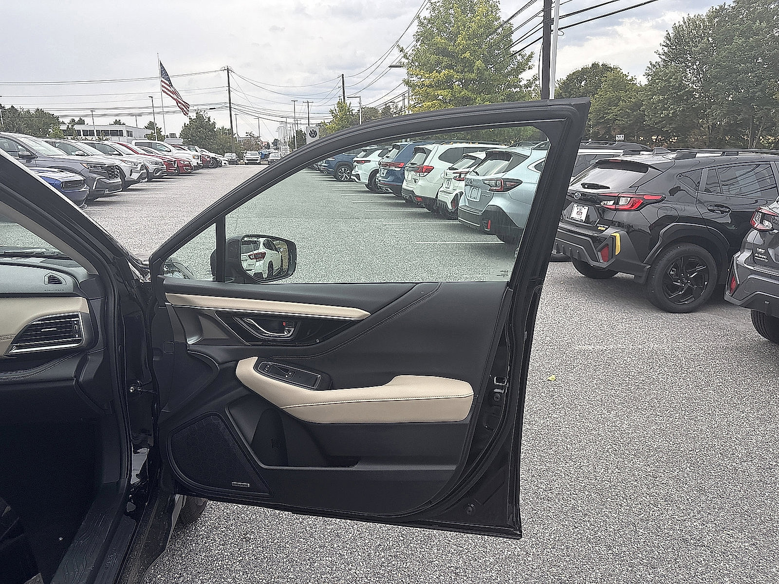 Used 2025 Subaru Outback Limited image 45