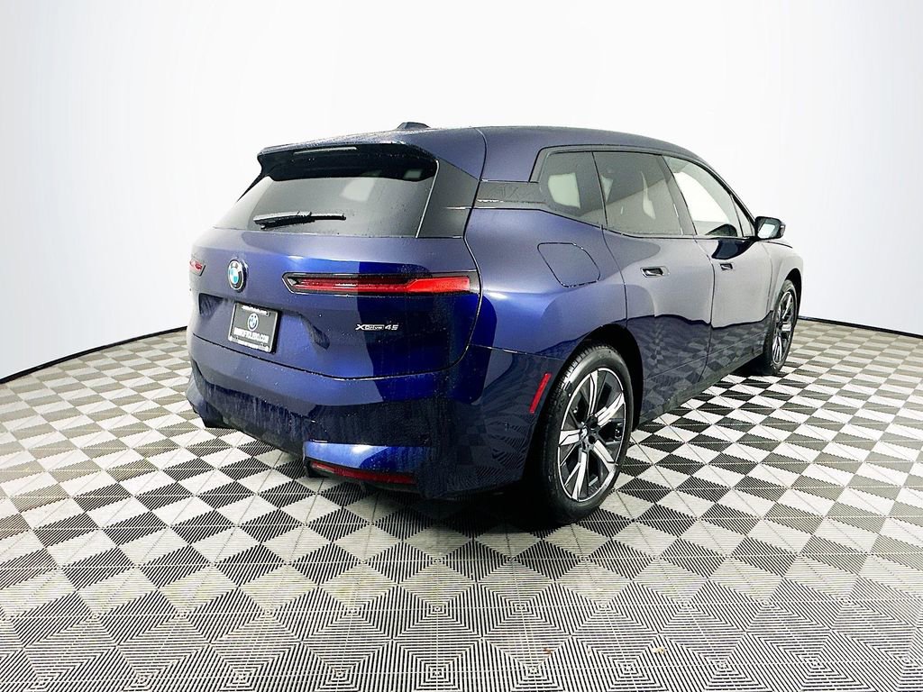 New 2026 BMW iX xDrive45 image 9