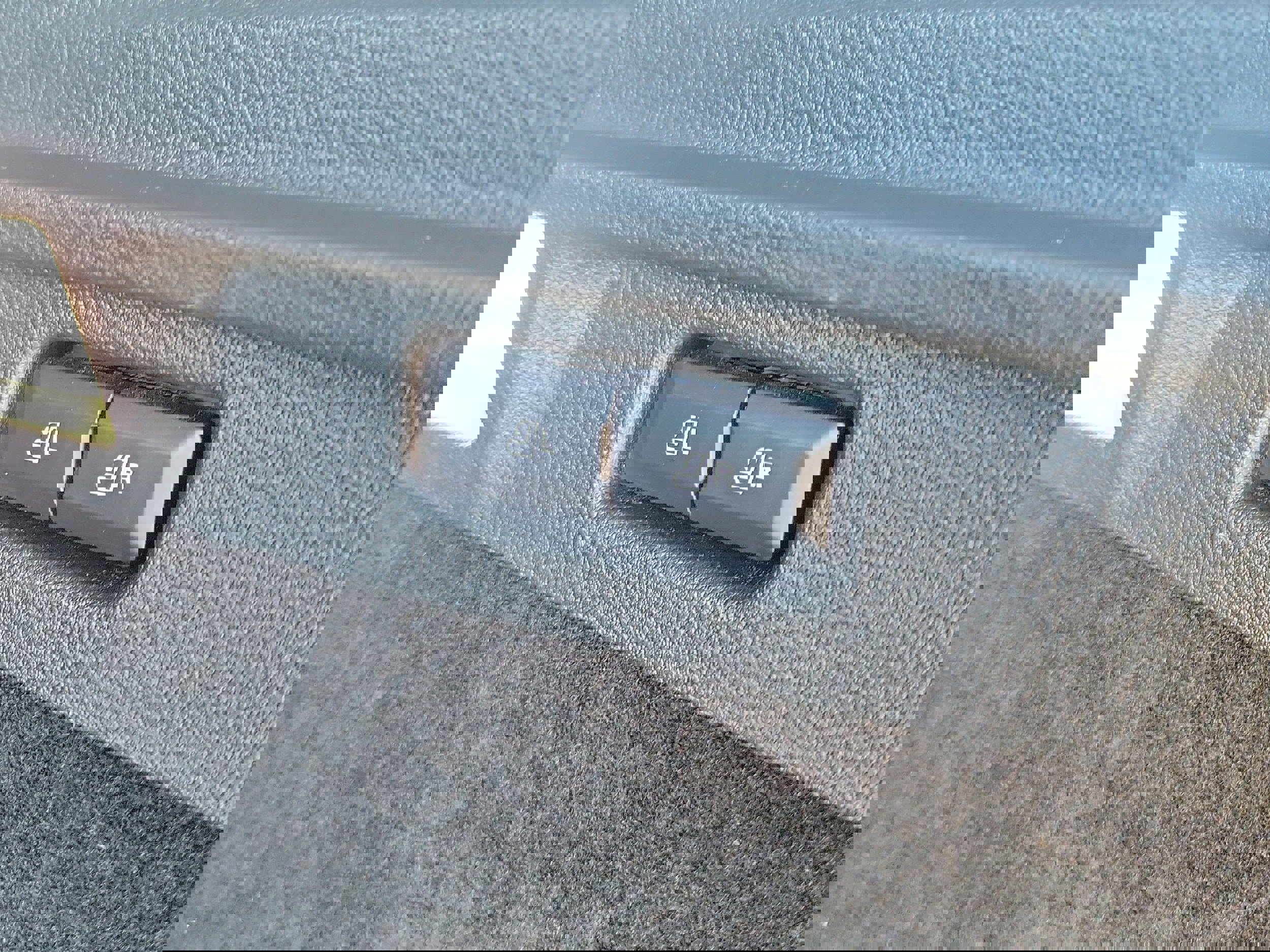 Used 2022 Lincoln Corsair AWD w/ Equipment Group 101A image 8