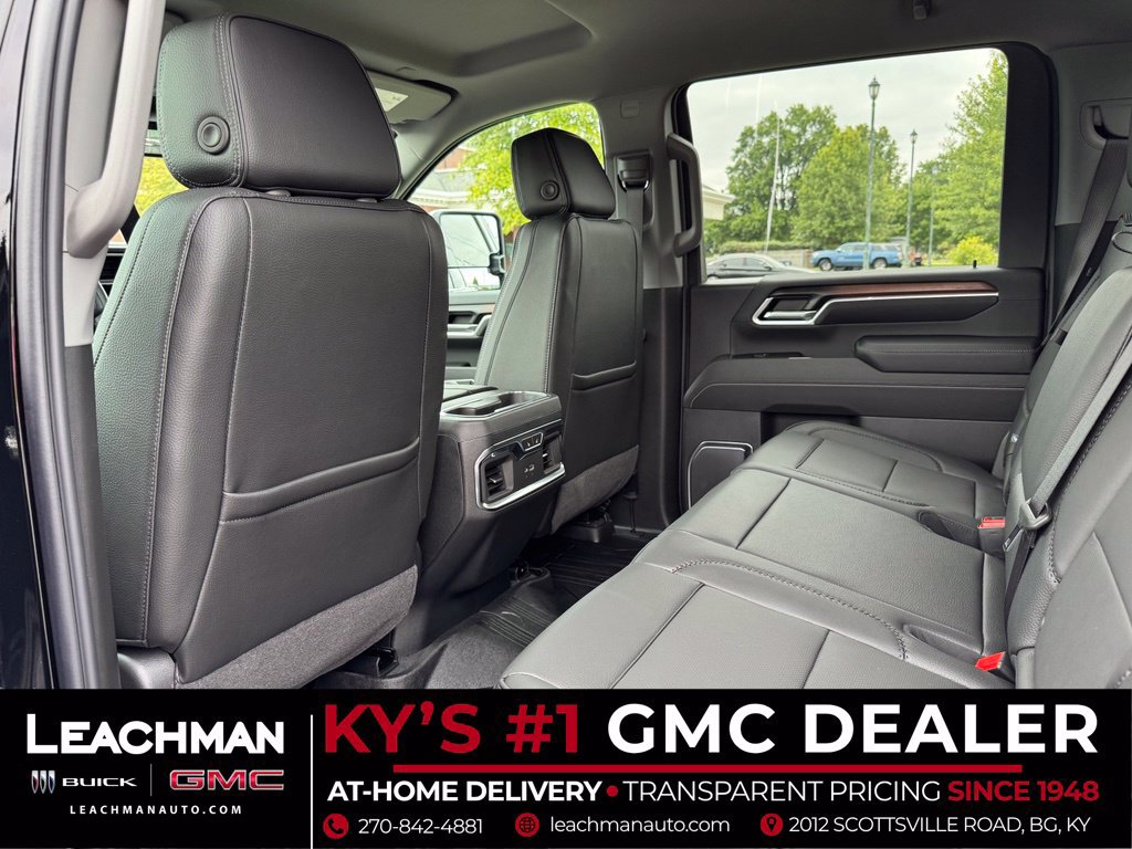 New 2026 GMC Sierra 3500 Denali AWD/4WD image 15