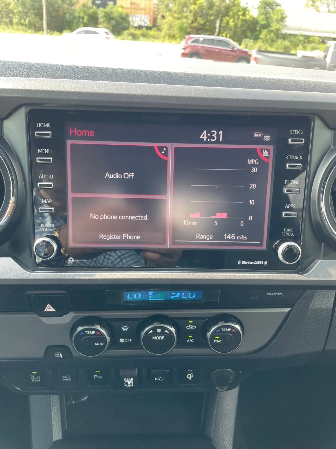 Used 2021 Toyota Tacoma TRD Sport w/ Technology Package image 23