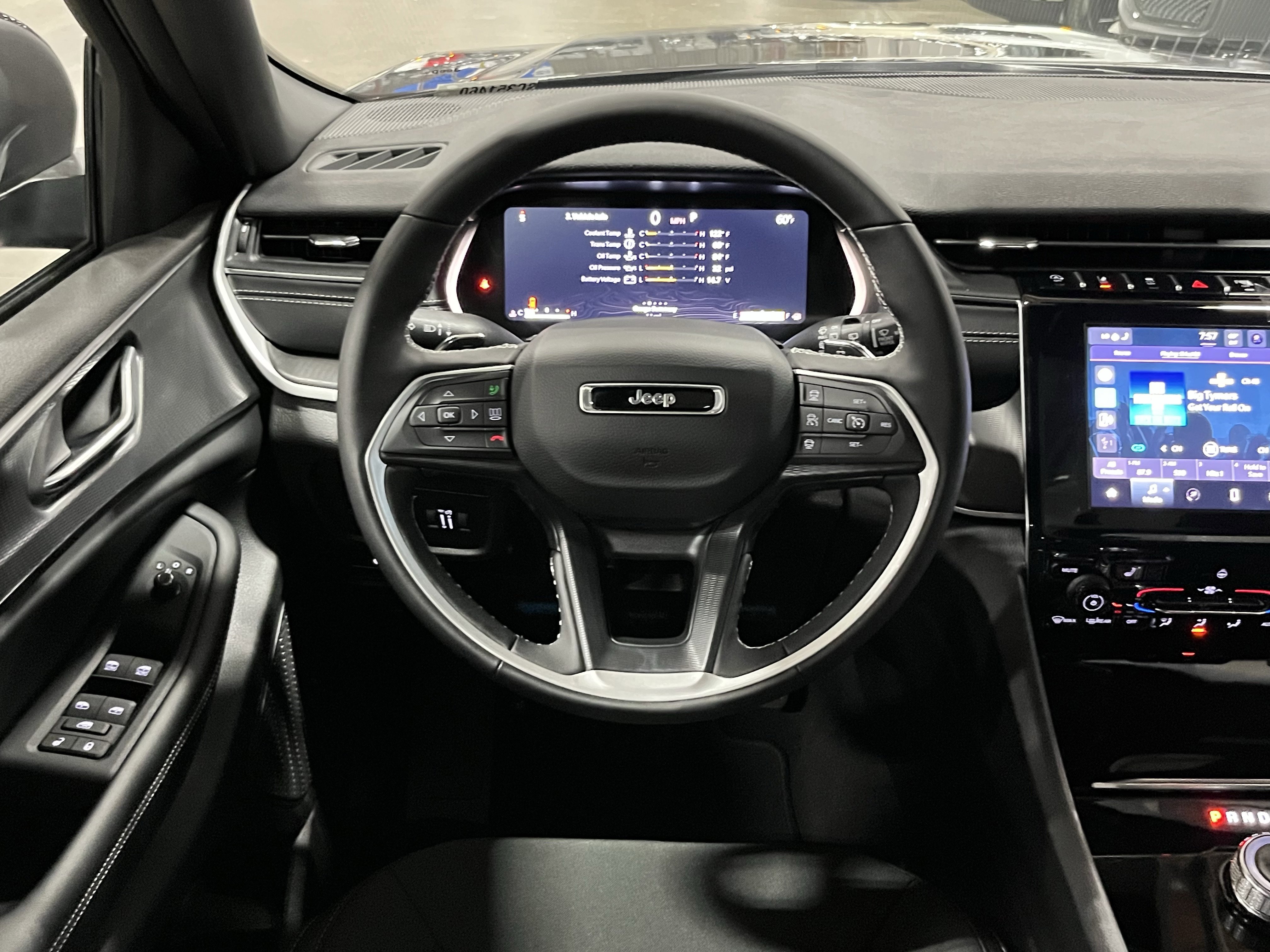 Certified 2025 Jeep Grand Cherokee Laredo X w/ Luxury Tech Group I image 12