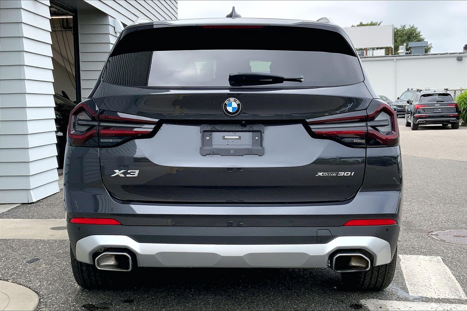 Used 2023 BMW X3 xDrive30i w/ Premium Package AWD/4WD image 6