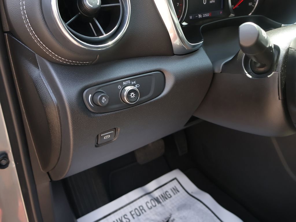 Certified 2025 Chevrolet Blazer LT AWD/4WD image 29