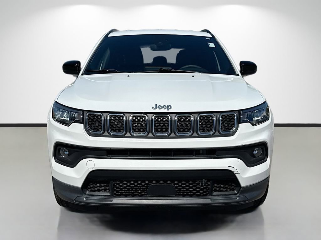 Used 2023 Jeep Compass Latitude AWD/4WD image 8