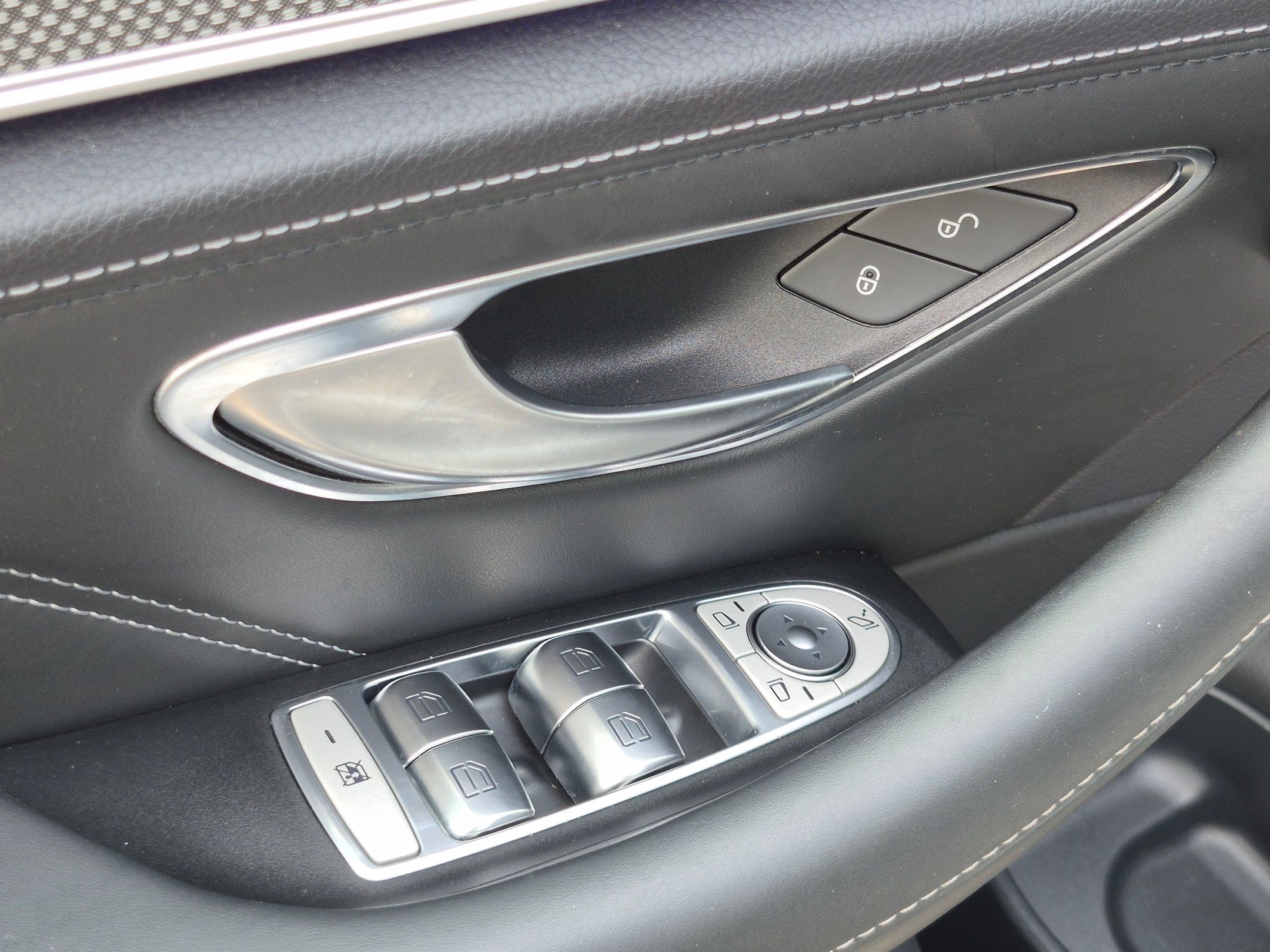 Used 2019 Mercedes-Benz E 63 AMG S image 16