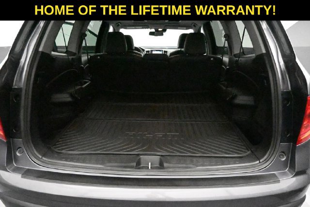 Used 2017 Honda Pilot Touring image 34
