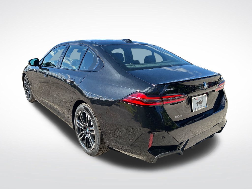 New 2027 BMW 530i xDrive w/ M Sport Package AWD/4WD image 5