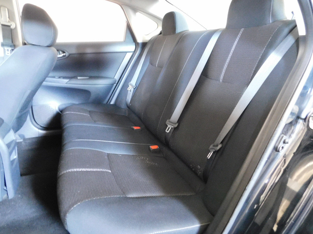 Used 2017 Nissan Sentra S image 10