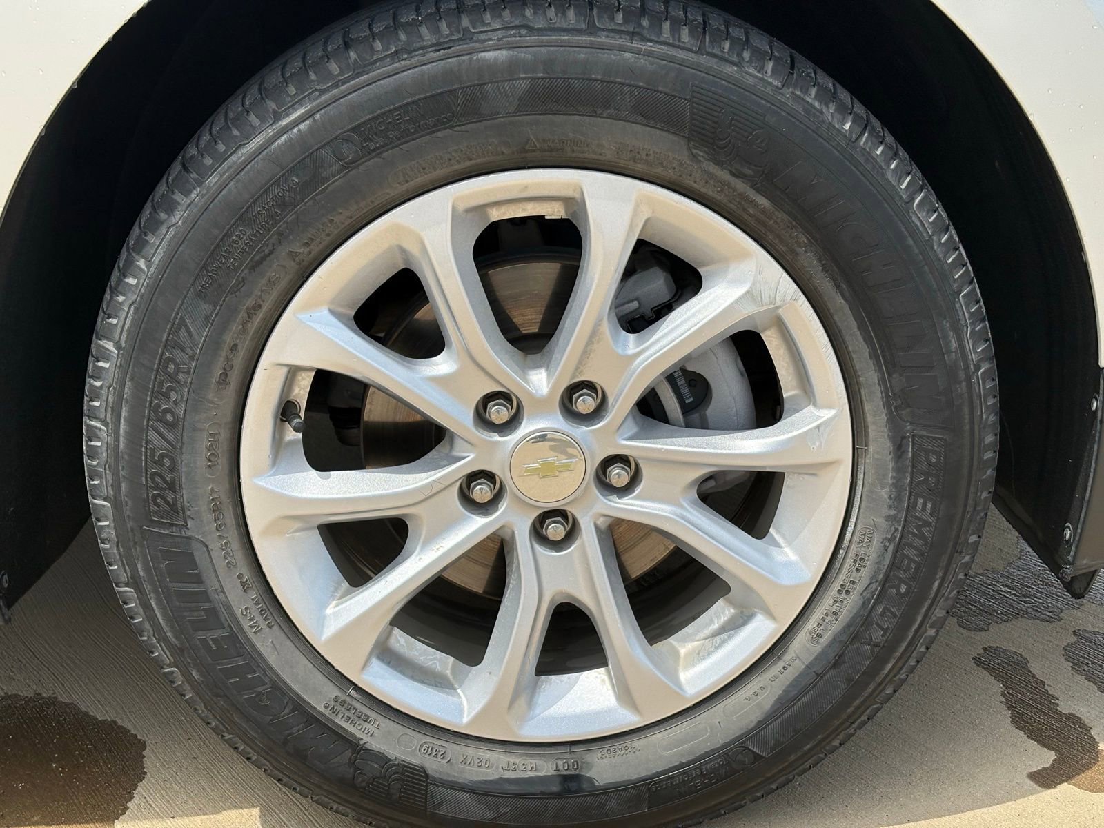 Certified 2020 Chevrolet Equinox LS w/ LPO, Floor Liner Package FWD image 10