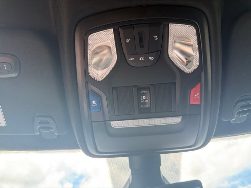 Used 2023 RAM 1500 Big Horn AWD/4WD image 29
