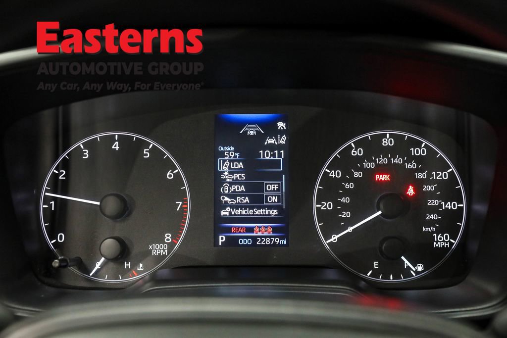 Used 2025 Toyota Corolla LE image 18