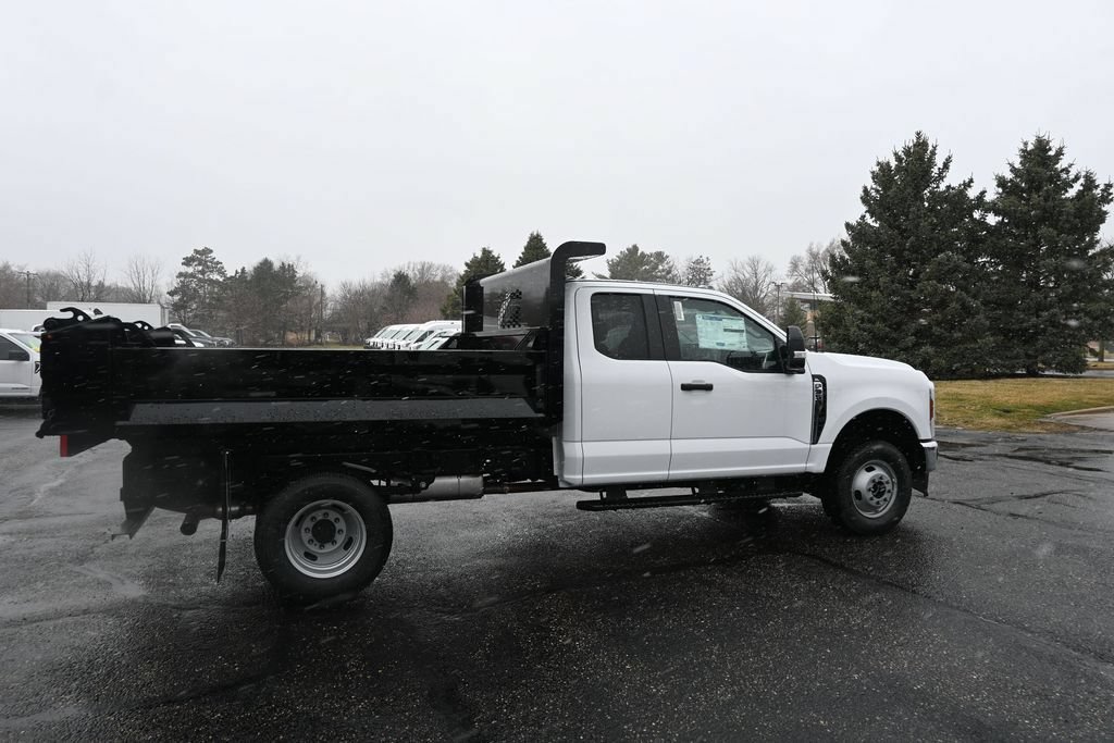 New 2026 Ford F350 XL w/ XL Chrome Package AWD/4WD image 19