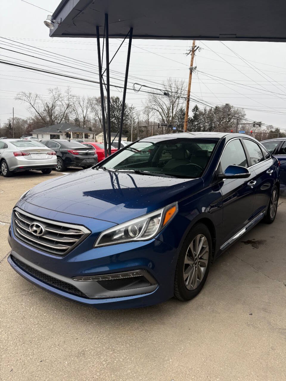 Used 2017 Hyundai Sonata Sport w/ Value Edition Package 02 FWD image 3
