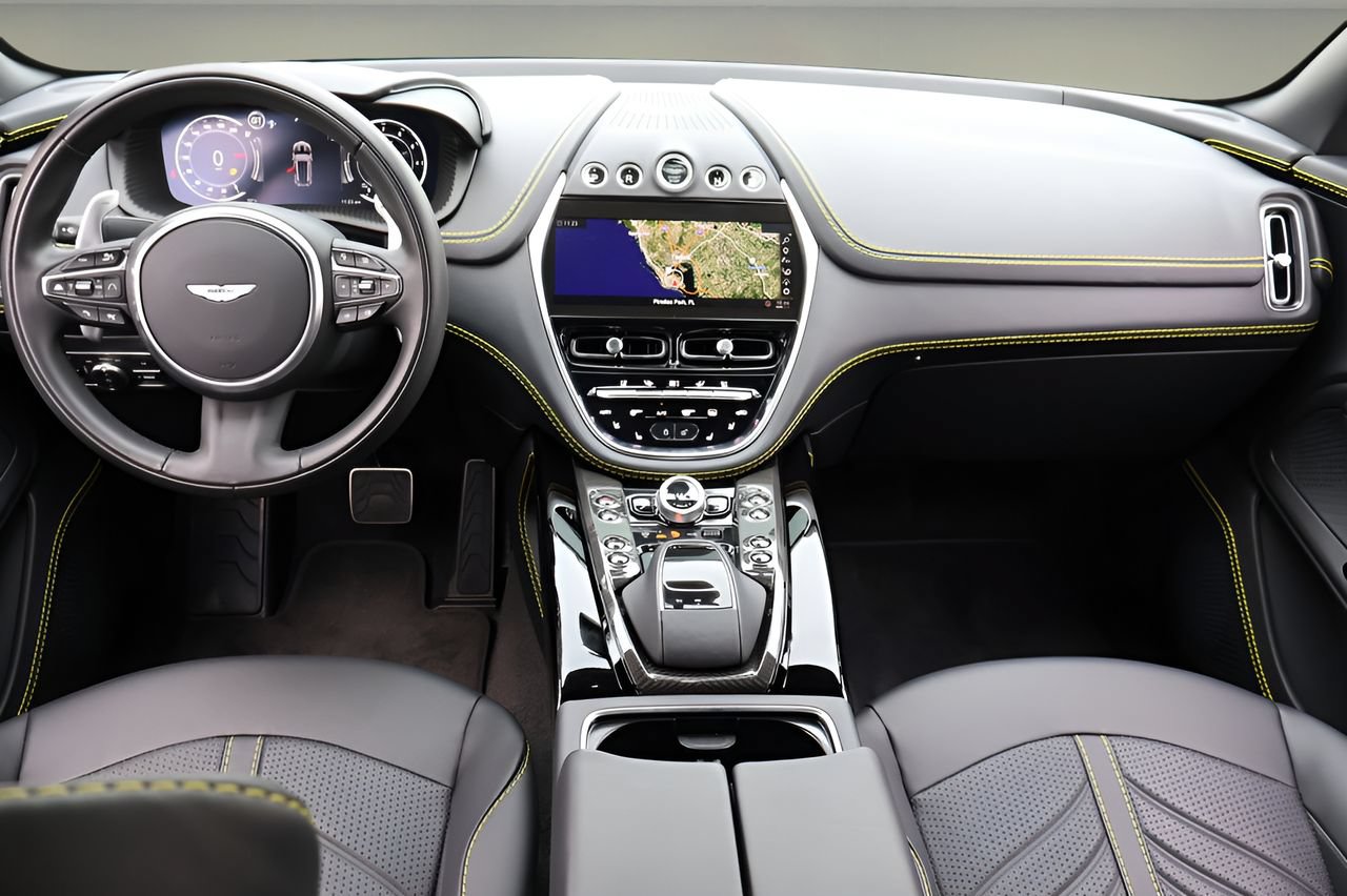 Used 2023 Aston Martin DBX 707 AWD/4WD image 14