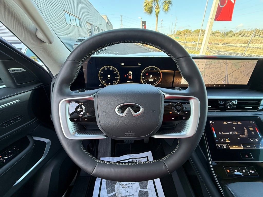 Used 2025 INFINITI QX80 Luxe image 18