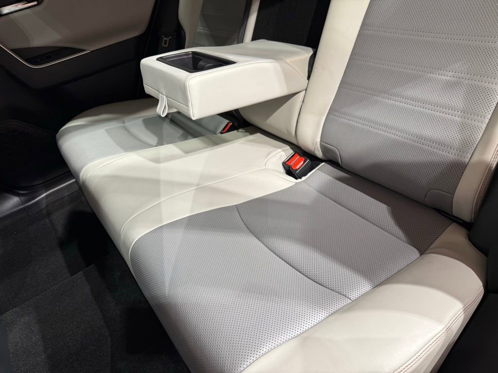 Certified 2021 Toyota RAV4 Limited image 21