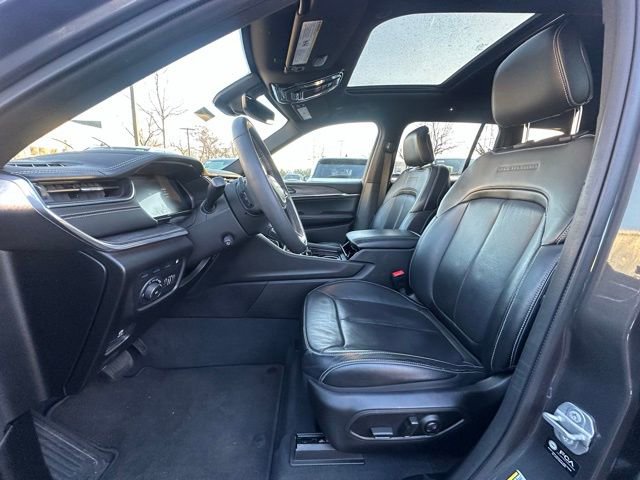 Used 2022 Jeep Grand Cherokee Overland image 24