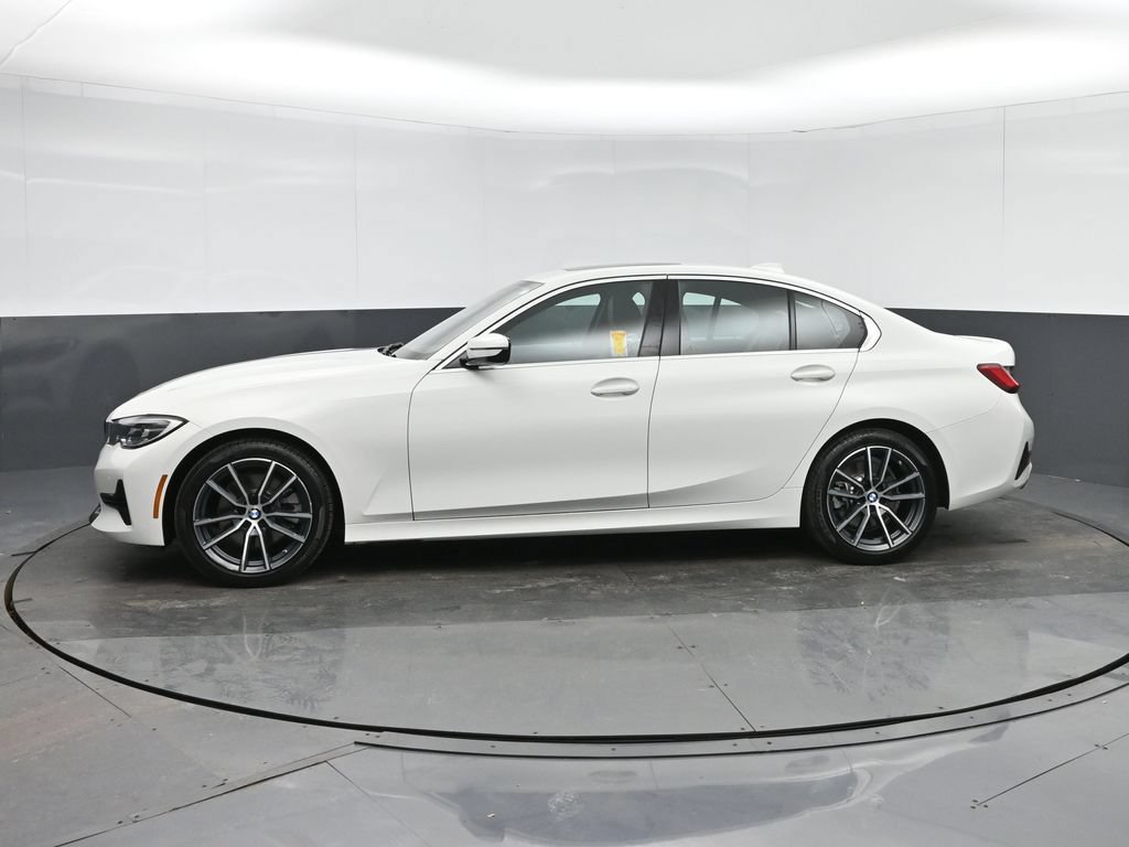Used 2019 BMW 330i xDrive Sedan w/ Convenience Package AWD/4WD image 4