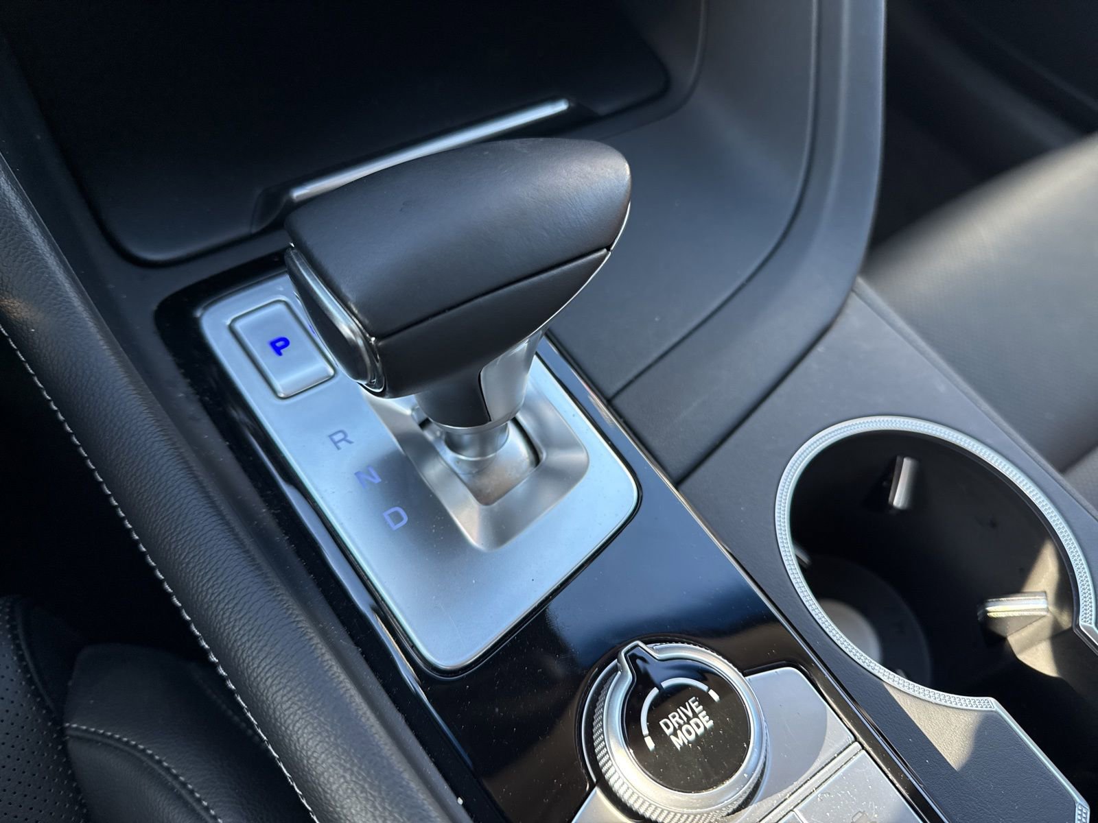 Used 2020 Genesis G70 2.0T image 21