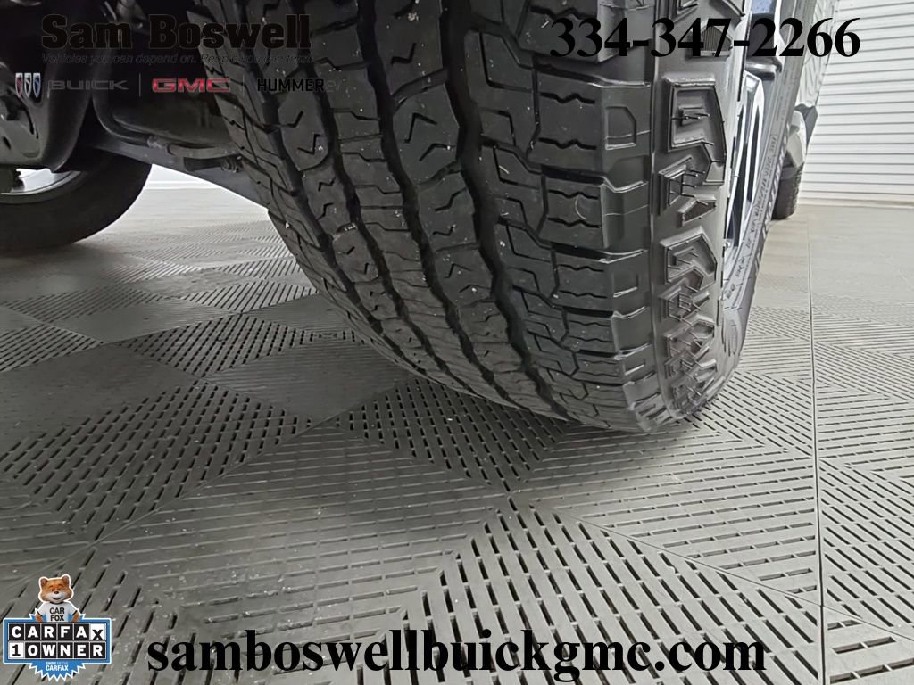 Used 2024 GMC Yukon AT4 w/ Technology Package image 54