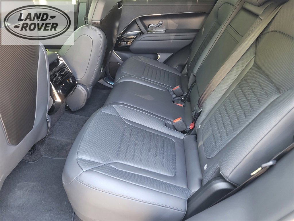 Used 2024 Land Rover Range Rover Sport image 10