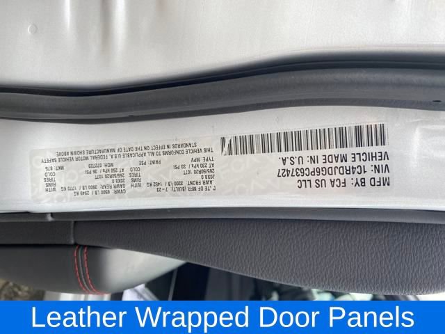 Used 2023 Dodge Durango GT image 32